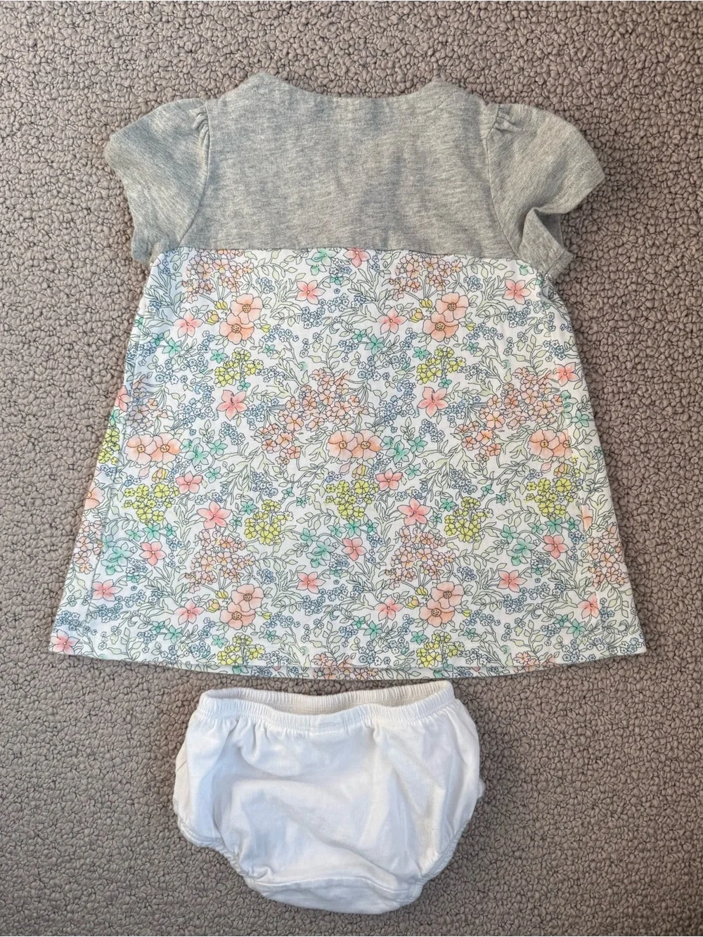 GAP Baby Girls dainty Floral Dress, Cardigan & Bloomers Set Pink Grey 6-12M 3 Pc